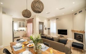 Amalthia Casa By 8Essentially